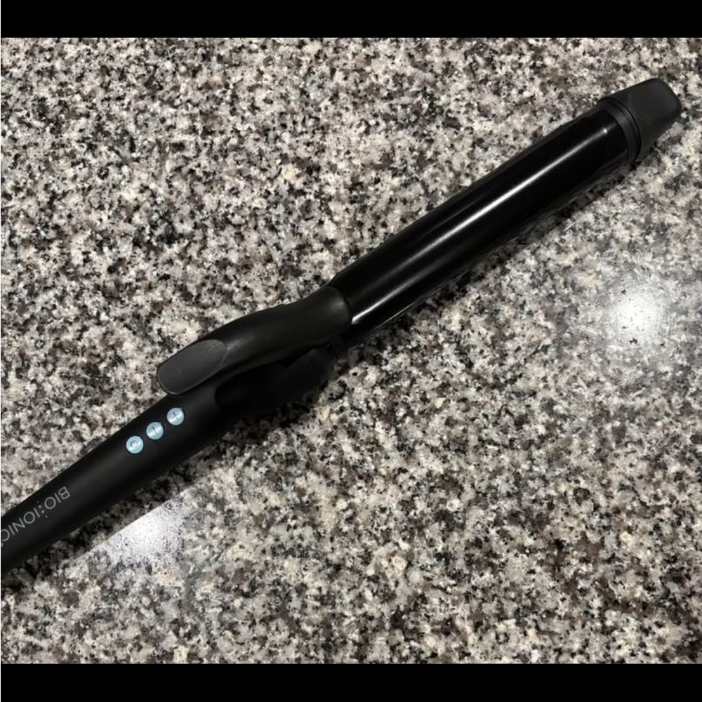 Black Curling Iron